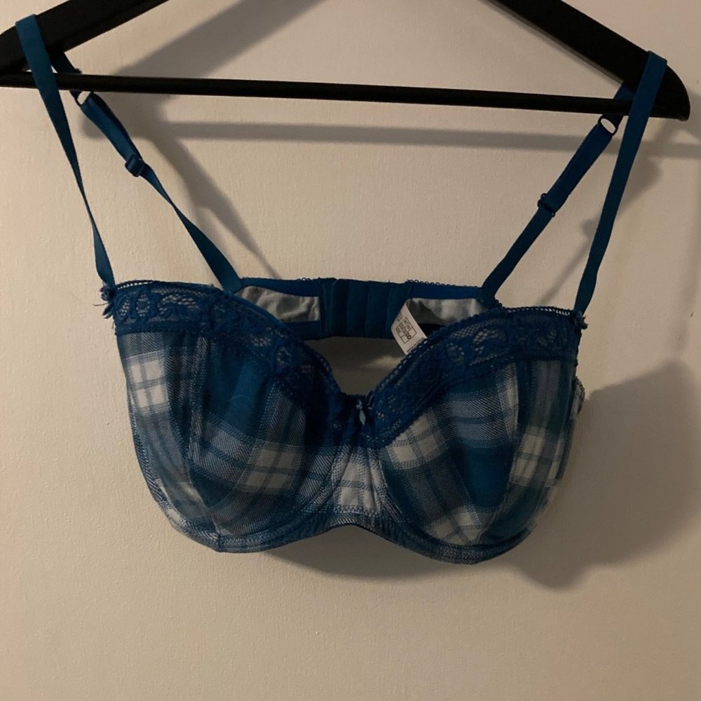 La Senza bra